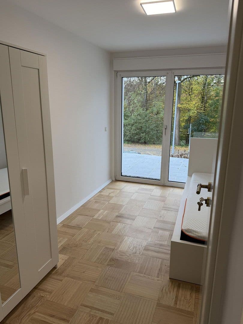 Pronájem bytu 4+1 12 m², Am Staudenwald 3, Kelsterbach, Hessen Pronájem bytu 4+1 12 m², Am Staudenwald 3, Kelsterbach, Hessen