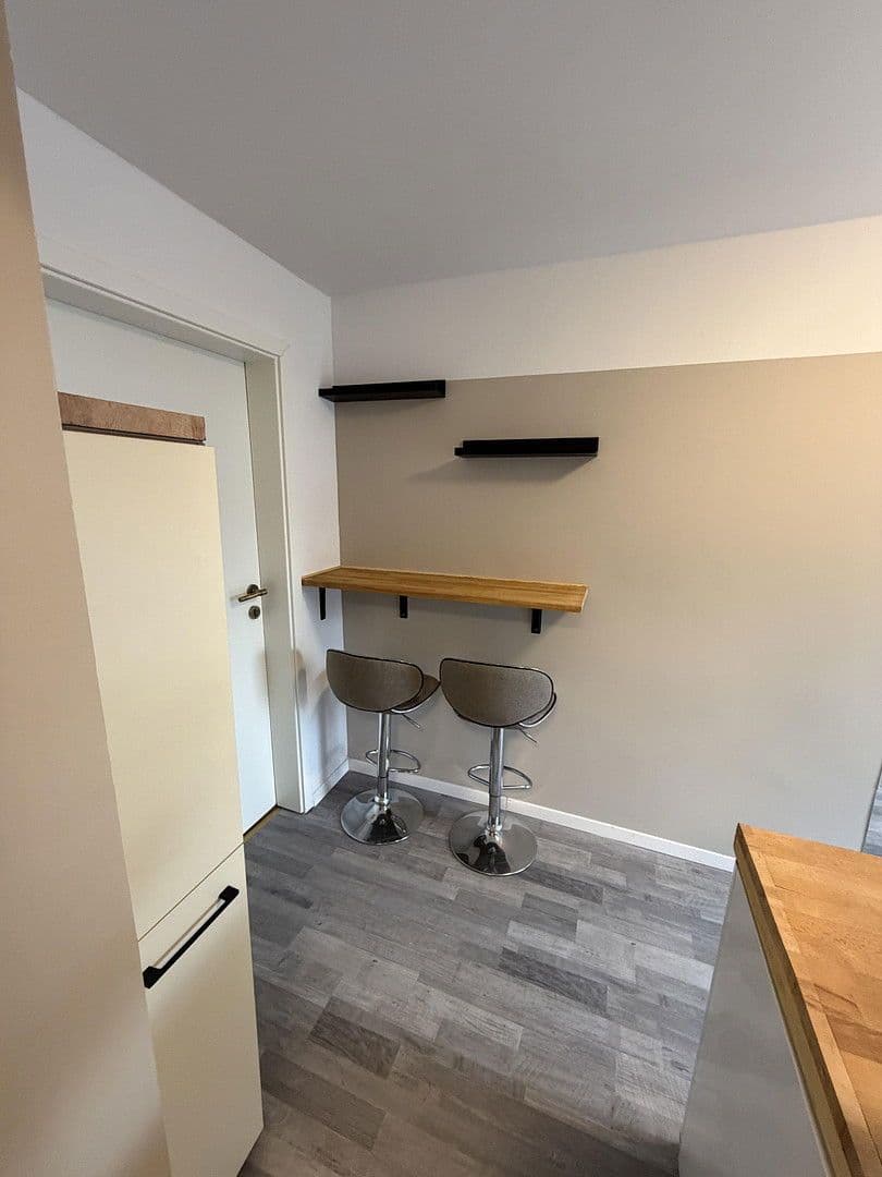 Pronájem bytu 4+1 12 m², Am Staudenwald 3, Kelsterbach, Hessen Pronájem bytu 4+1 12 m², Am Staudenwald 3, Kelsterbach, Hessen