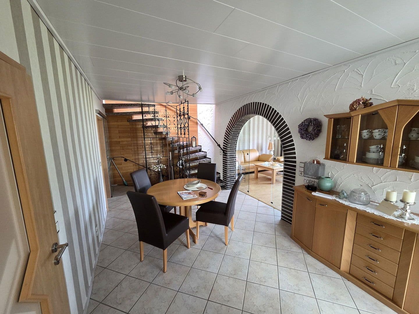 Prodej domu 140 m², pozemek 450 m², Helmstedt, Dolní Sasko Prodej domu 140 m², pozemek 450 m², Helmstedt, Dolní Sasko