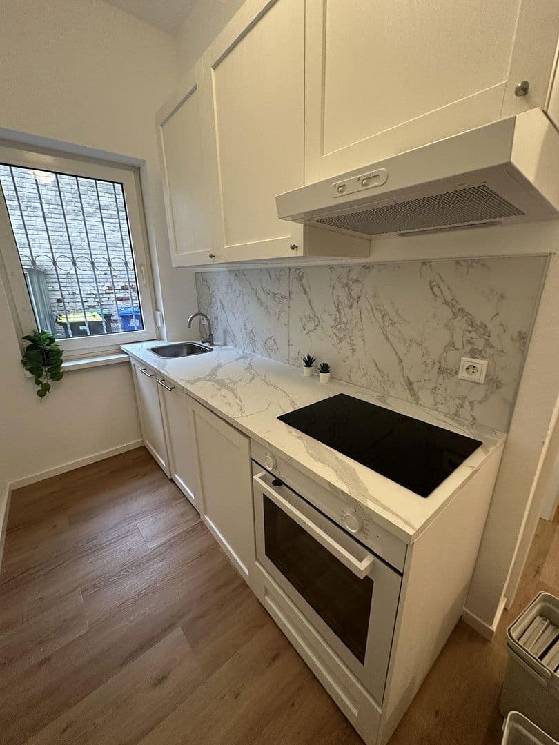 Pronájem bytu 1+1 29 m², Nürnberg, Bavorsko Pronájem bytu 1+1 29 m², Nürnberg, Bavorsko