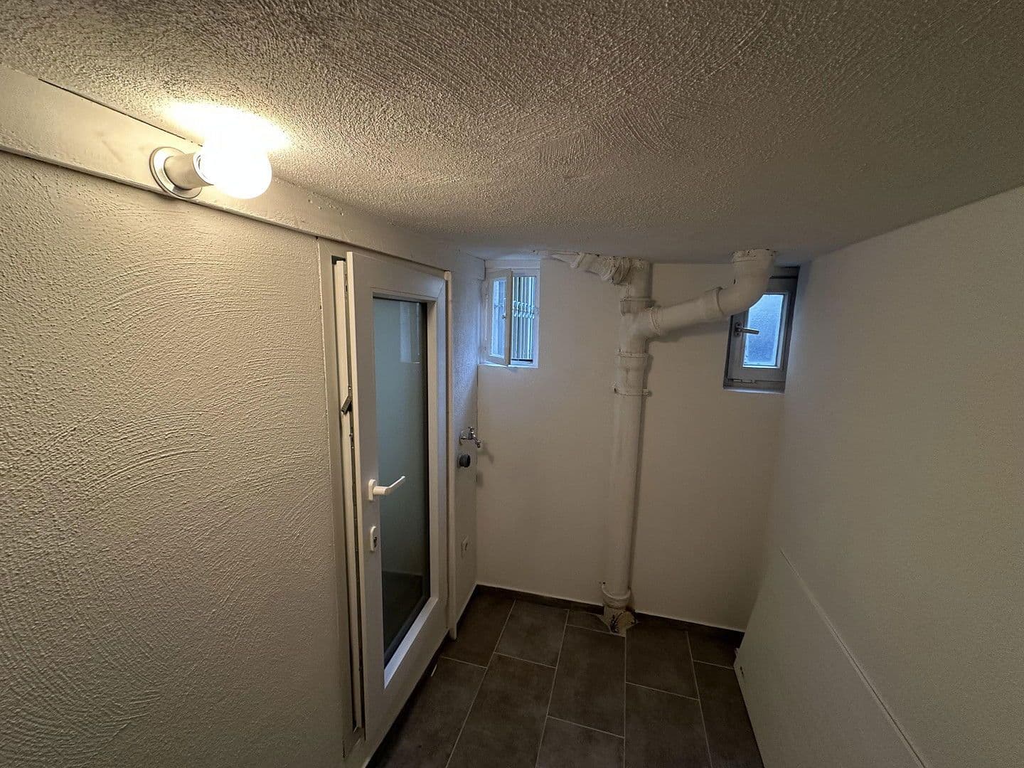 Pronájem bytu 1+1 29 m², Nürnberg, Bavorsko Pronájem bytu 1+1 29 m², Nürnberg, Bavorsko