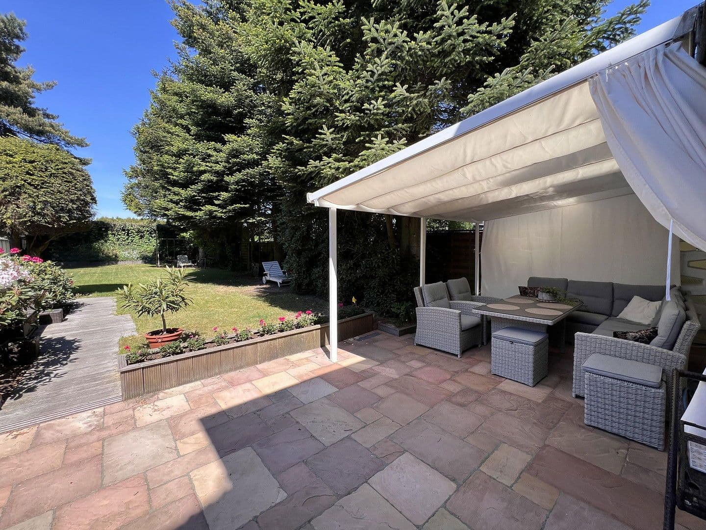 Prodej domu 94 m², pozemek 579 m², Hamburg, Hamburg Prodej domu 94 m², pozemek 579 m², Hamburg, Hamburg