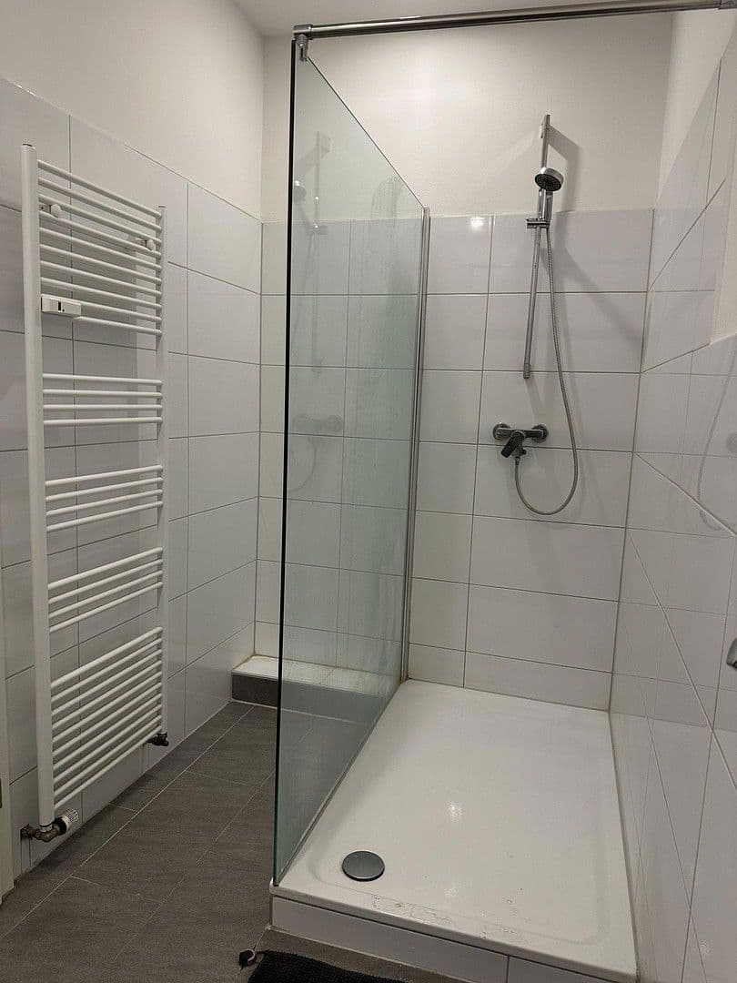 Pronájem bytu 3+1 113 m², Kölner Straße 86, Leverkusen, Severní Porýní-Vestfálsko Pronájem bytu 3+1 113 m², Kölner Straße 86, Leverkusen, Severní Porýní-Vestfálsko