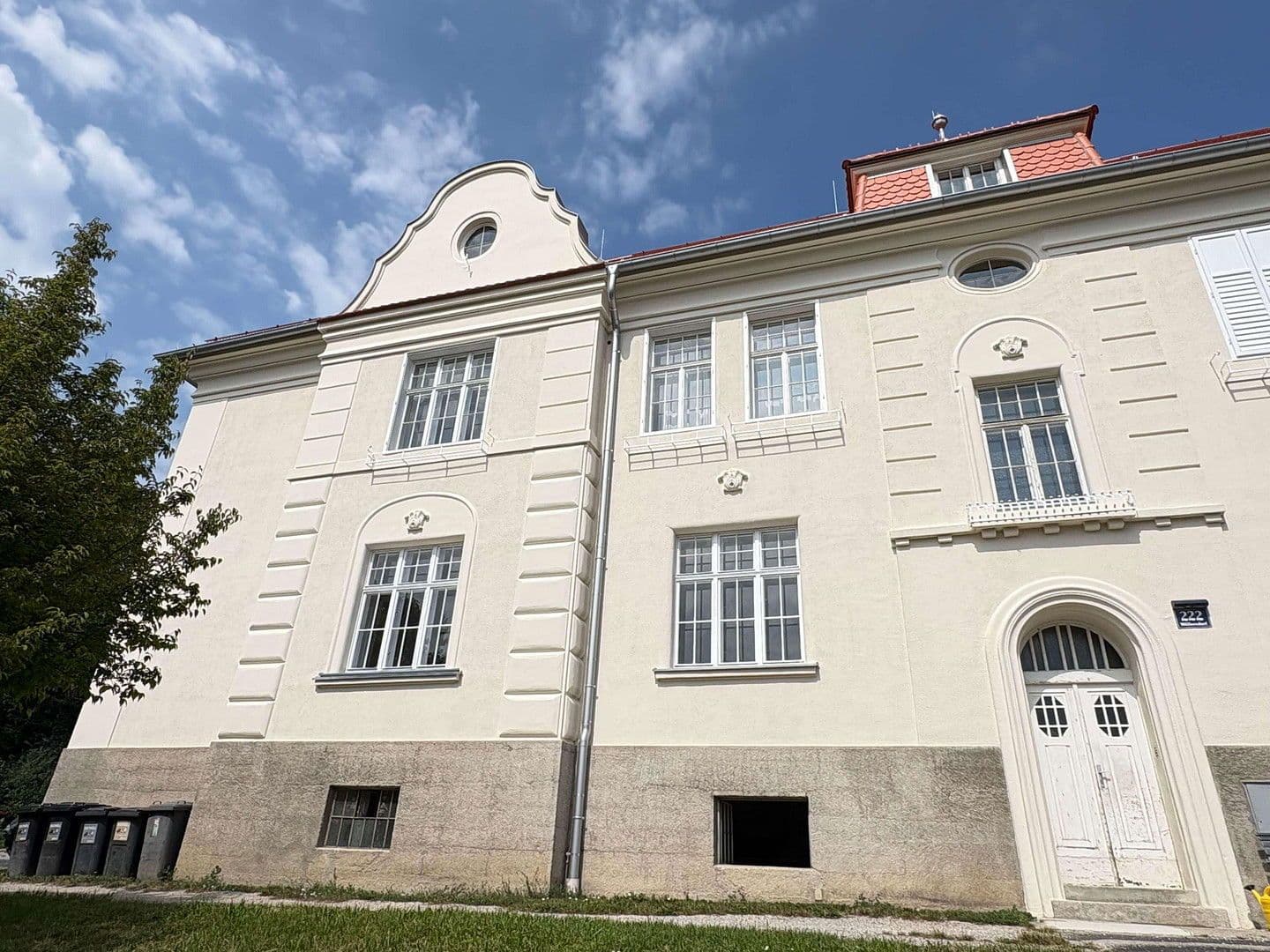 Pronájem bytu 5+1 151 m², Villenkolonie 222, Wöllersdorf, Dolní Rakousko Pronájem bytu 5+1 151 m², Villenkolonie 222, Wöllersdorf, Dolní Rakousko