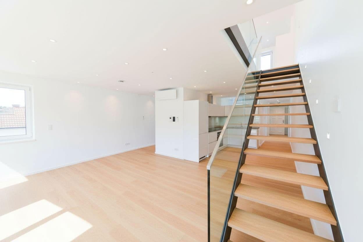 Pronájem bytu 3+1 118 m², Köln, Severní Porýní-Vestfálsko Pronájem bytu 3+1 118 m², Köln, Severní Porýní-Vestfálsko