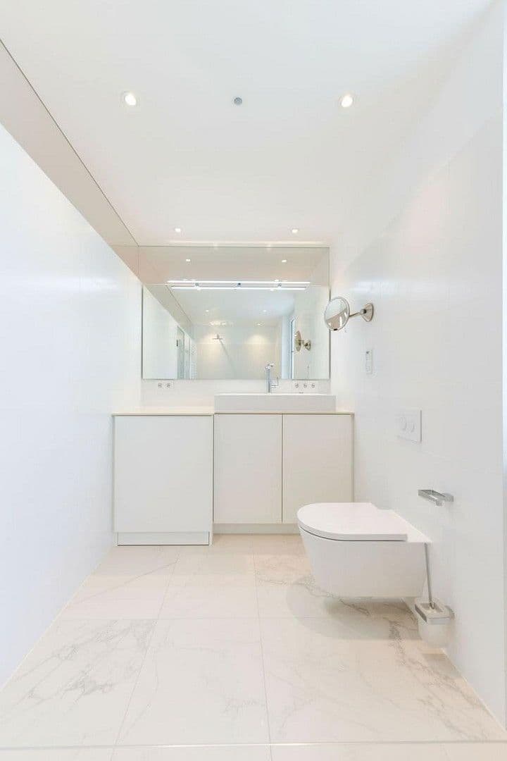 Pronájem bytu 3+1 118 m², Köln, Severní Porýní-Vestfálsko Pronájem bytu 3+1 118 m², Köln, Severní Porýní-Vestfálsko