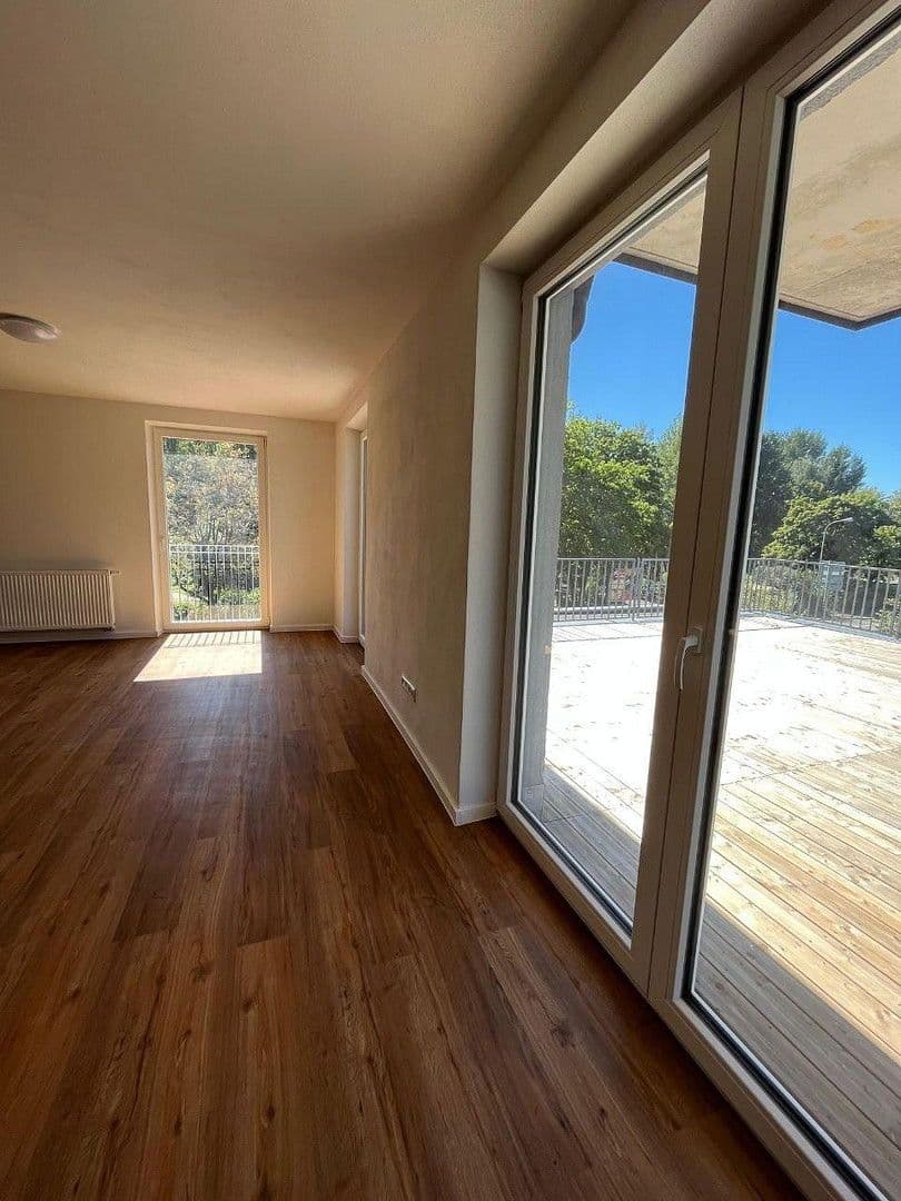 Pronájem bytu 4+1 107 m², Christian-Höfer-Ring 50, Žleby, Bavorsko Pronájem bytu 4+1 107 m², Christian-Höfer-Ring 50, Žleby, Bavorsko