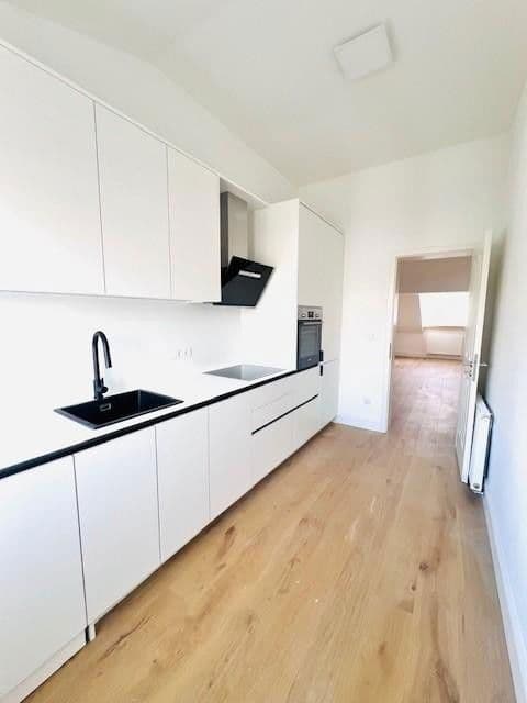 Pronájem bytu 2+1 53 m², Schwalbacher Straße 23, Frankfurt am Main, Hessen Pronájem bytu 2+1 53 m², Schwalbacher Straße 23, Frankfurt am Main, Hessen