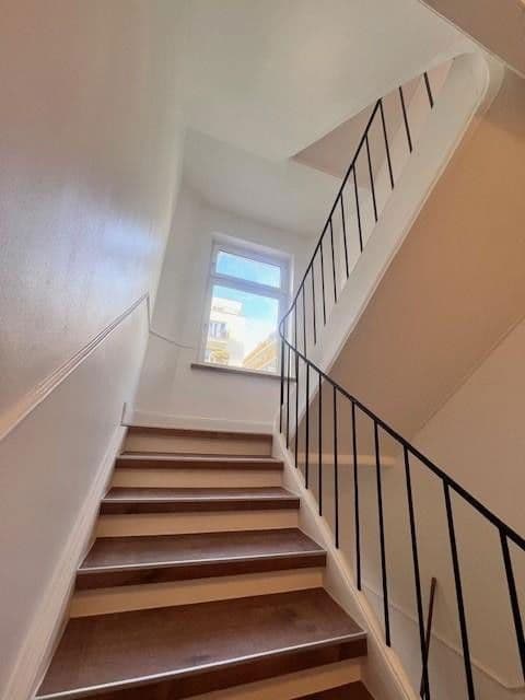 Pronájem bytu 2+1 53 m², Schwalbacher Straße 23, Frankfurt am Main, Hessen Pronájem bytu 2+1 53 m², Schwalbacher Straße 23, Frankfurt am Main, Hessen