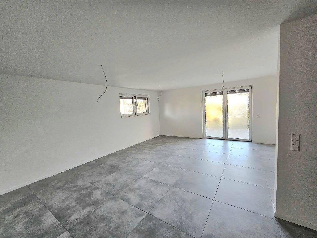 Prodej domu 462 m², pozemek 700 m², Bruchstraße 11 a, Schönenberg-Kübelberg, Porýní-Falc Prodej domu 462 m², pozemek 700 m², Bruchstraße 11 a, Schönenberg-Kübelberg, Porýní-Falc