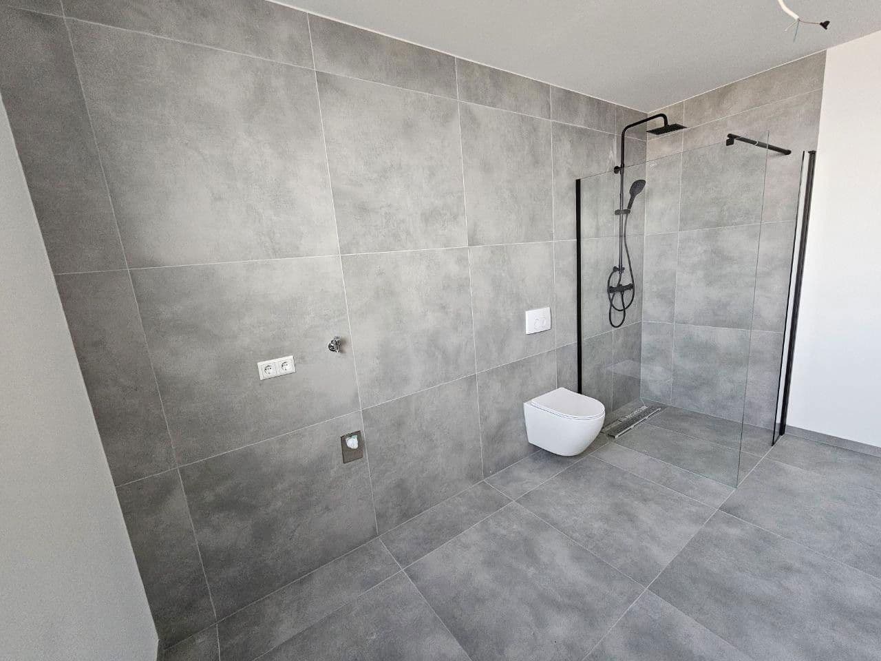 Prodej domu 462 m², pozemek 700 m², Bruchstraße 11 a, Schönenberg-Kübelberg, Porýní-Falc Prodej domu 462 m², pozemek 700 m², Bruchstraße 11 a, Schönenberg-Kübelberg, Porýní-Falc