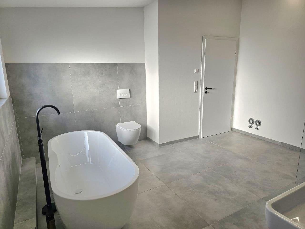 Prodej domu 462 m², pozemek 700 m², Bruchstraße 11 a, Schönenberg-Kübelberg, Porýní-Falc Prodej domu 462 m², pozemek 700 m², Bruchstraße 11 a, Schönenberg-Kübelberg, Porýní-Falc