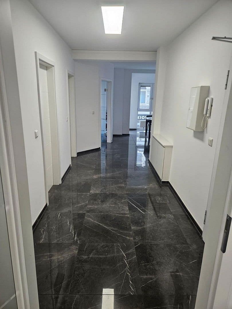 Pronájem kanceláře 115 m², Geleitstr., Offenbach, Hessen Pronájem kanceláře 115 m², Geleitstr., Offenbach, Hessen