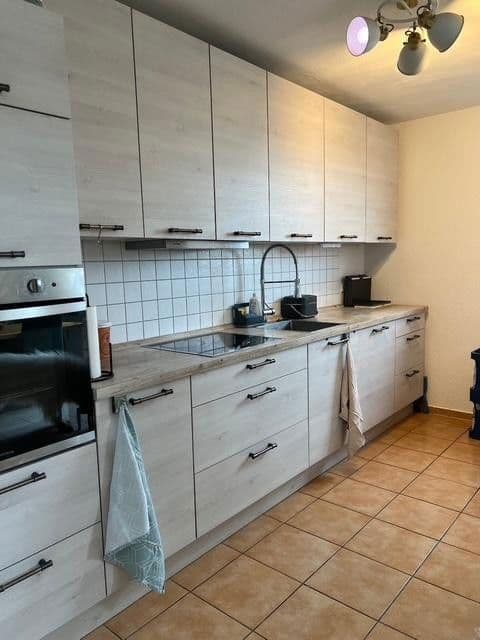 Pronájem bytu 5+1 174 m², Heinestraße 6, Hünfelden, Hessen Pronájem bytu 5+1 174 m², Heinestraße 6, Hünfelden, Hessen