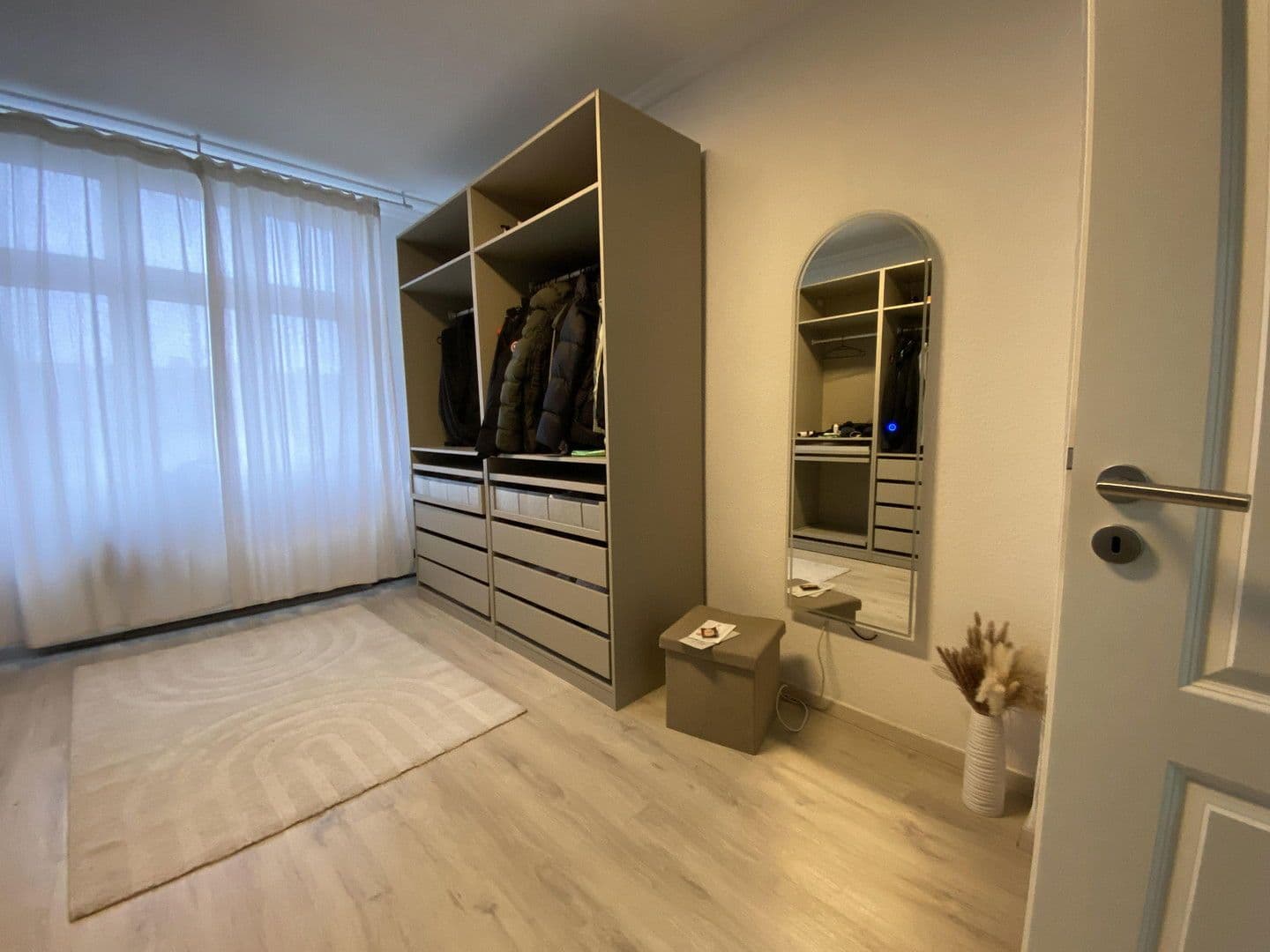 Pronájem bytu 3+1 99 m², Neumarkt 19, Duisburg Ruhrort, Severní Porýní-Vestfálsko Pronájem bytu 3+1 99 m², Neumarkt 19, Duisburg Ruhrort, Severní Porýní-Vestfálsko