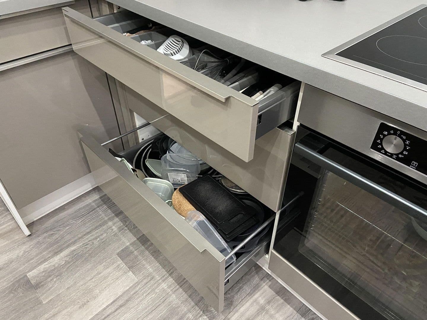 Pronájem bytu 3+1 99 m², Neumarkt 19, Duisburg Ruhrort, Severní Porýní-Vestfálsko Pronájem bytu 3+1 99 m², Neumarkt 19, Duisburg Ruhrort, Severní Porýní-Vestfálsko