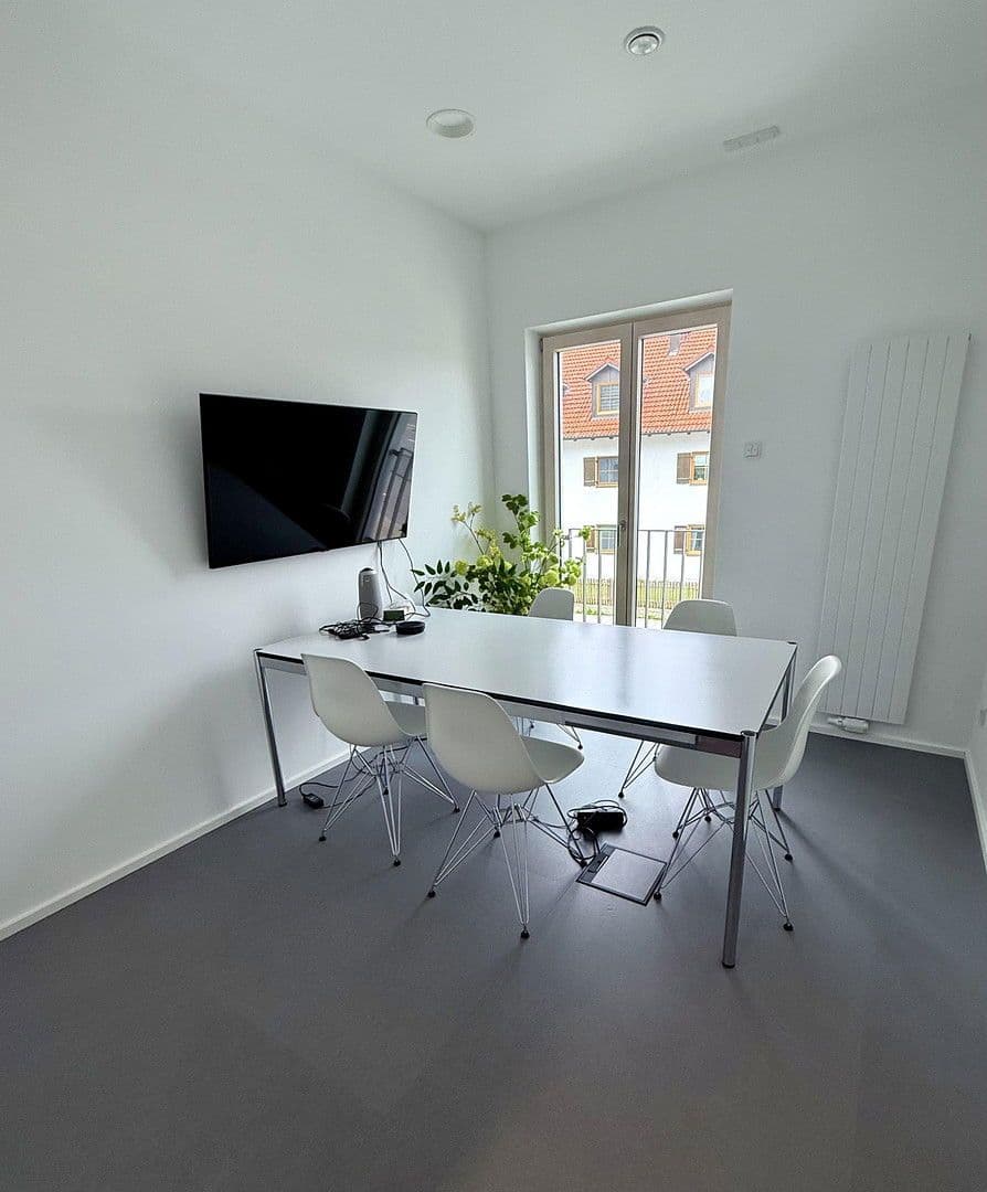 Pronájem kanceláře 113 m², Herrschinger Straße 11, Andechs (Erling), Bavorsko Pronájem kanceláře 113 m², Herrschinger Straße 11, Andechs (Erling), Bavorsko