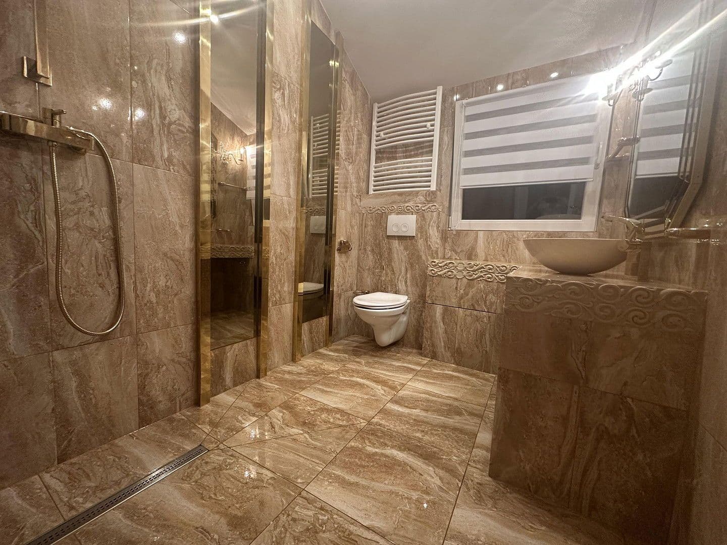 Prodej bytu 3+1 80 m², Hamburg, Hamburg Prodej bytu 3+1 80 m², Hamburg, Hamburg