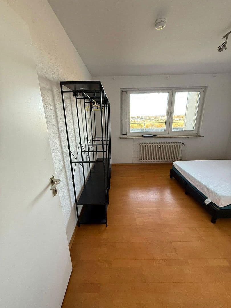 Pronájem bytu 2+1 68 m², Gerhart Hauptmann Straße 1, Erlangen, Bavorsko Pronájem bytu 2+1 68 m², Gerhart Hauptmann Straße 1, Erlangen, Bavorsko