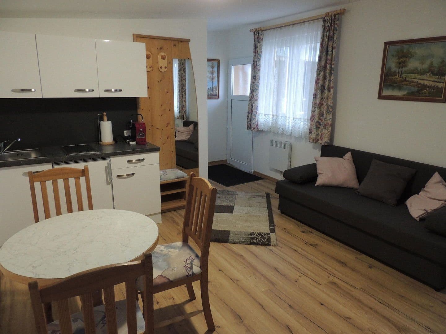 Prodej domu 310 m², pozemek 3.428 m², Güssingerstraße 13, Heiligenkreuz, Hradsko Prodej domu 310 m², pozemek 3.428 m², Güssingerstraße 13, Heiligenkreuz, Hradsko