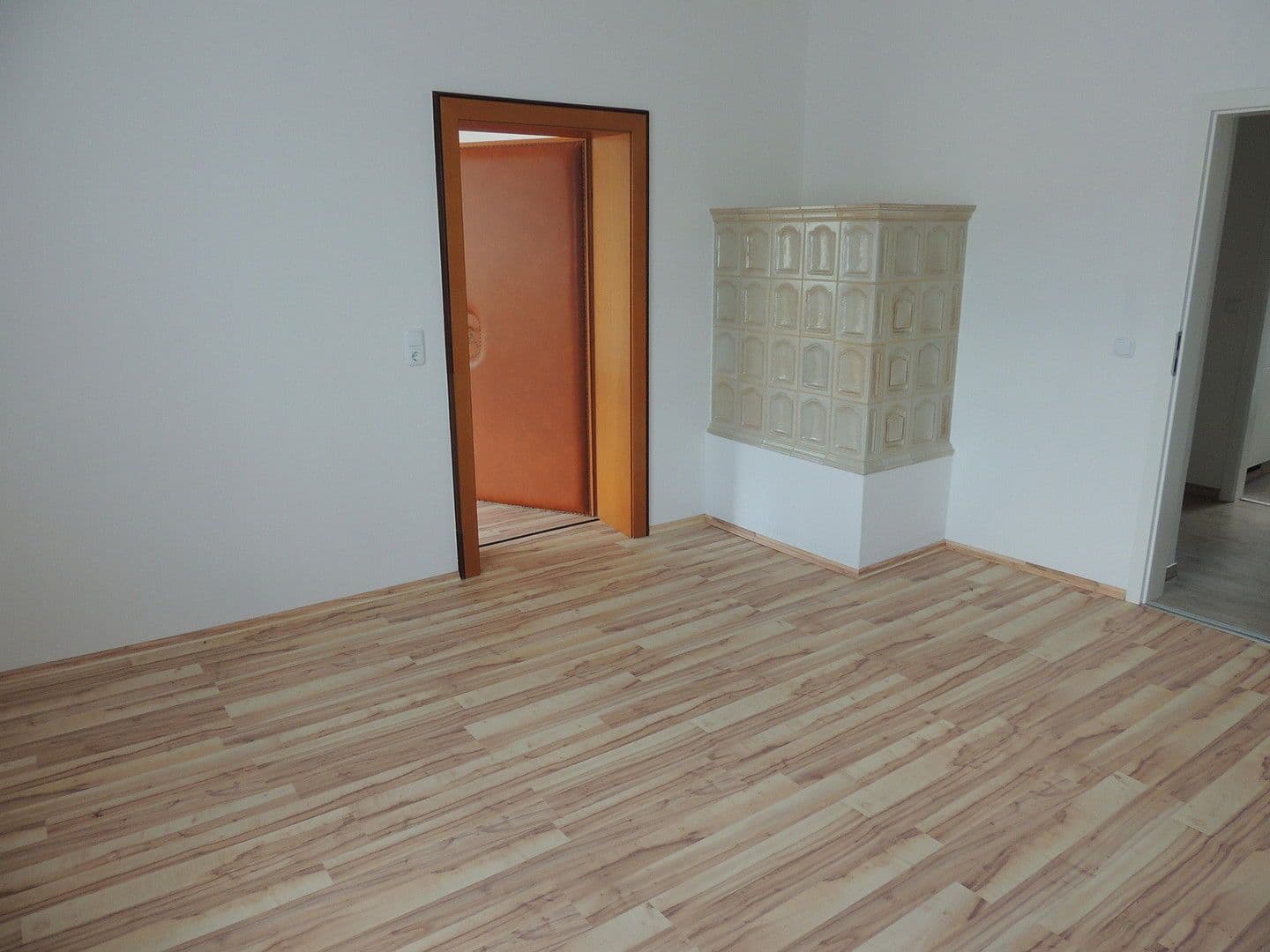 Prodej domu 310 m², pozemek 3.428 m², Güssingerstraße 13, Heiligenkreuz, Hradsko Prodej domu 310 m², pozemek 3.428 m², Güssingerstraße 13, Heiligenkreuz, Hradsko