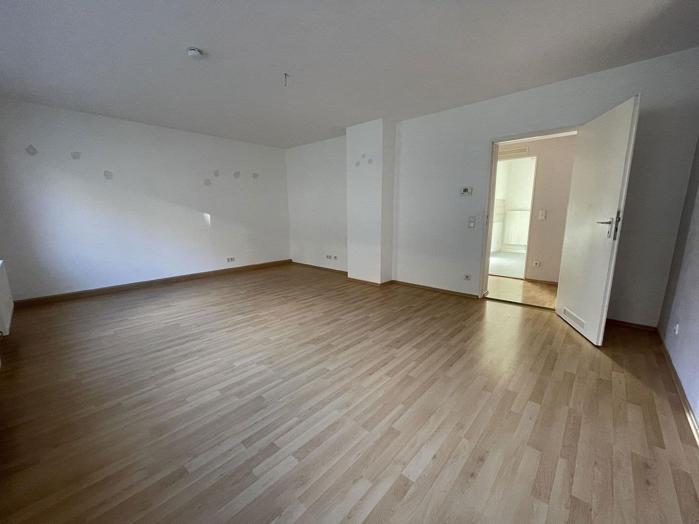 Pronájem bytu 2+1 65 m², Okenstraße 38, Nürnberg, Bavorsko Pronájem bytu 2+1 65 m², Okenstraße 38, Nürnberg, Bavorsko