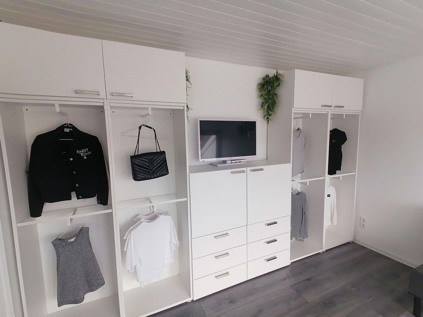 Pronájem bytu 1+kk 33 m², Bussenstraße 6, Kornwestheim, Bádensko-Württembersko Pronájem bytu 1+kk 33 m², Bussenstraße 6, Kornwestheim, Bádensko-Württembersko