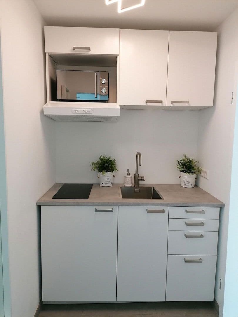 Pronájem bytu 1+kk 33 m², Bussenstraße 6, Kornwestheim, Bádensko-Württembersko Pronájem bytu 1+kk 33 m², Bussenstraße 6, Kornwestheim, Bádensko-Württembersko