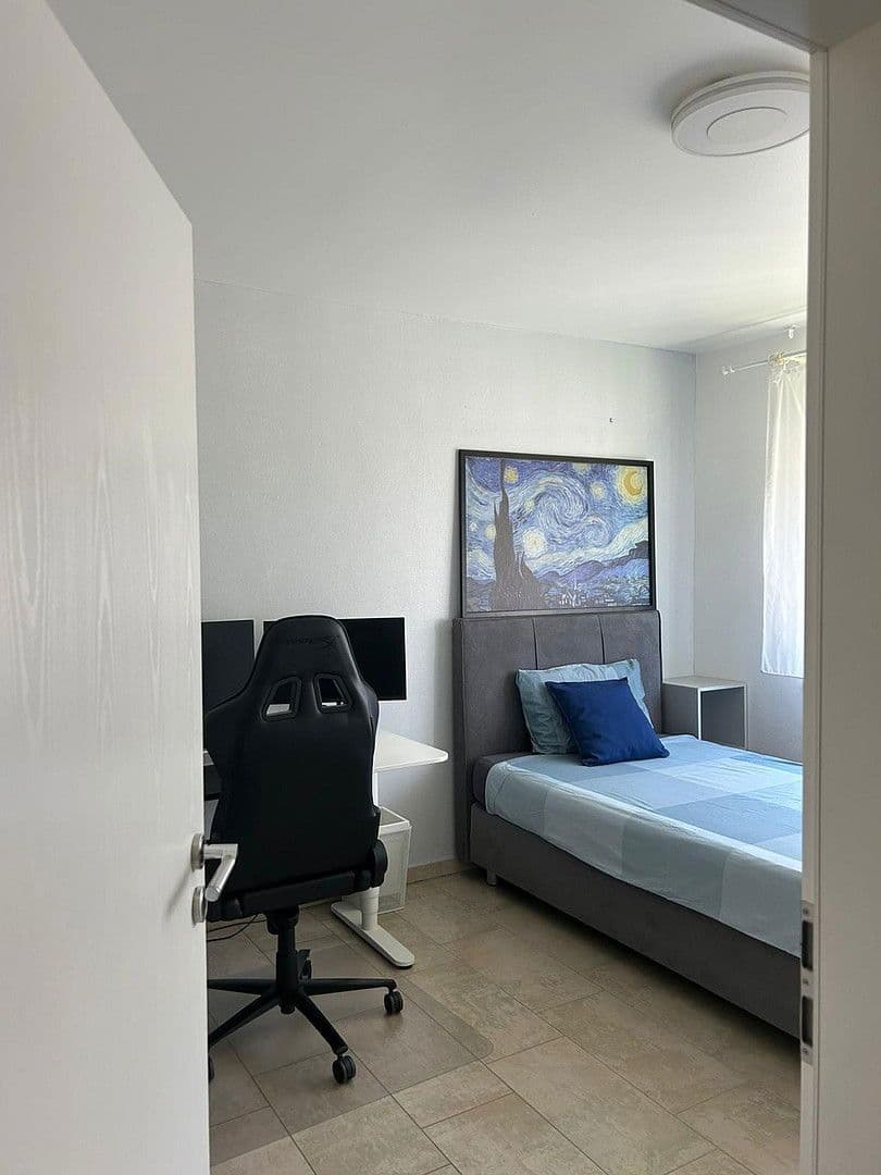 Pronájem bytu 4+1 109 m², Stuttgart, Bádensko-Württembersko Pronájem bytu 4+1 109 m², Stuttgart, Bádensko-Württembersko