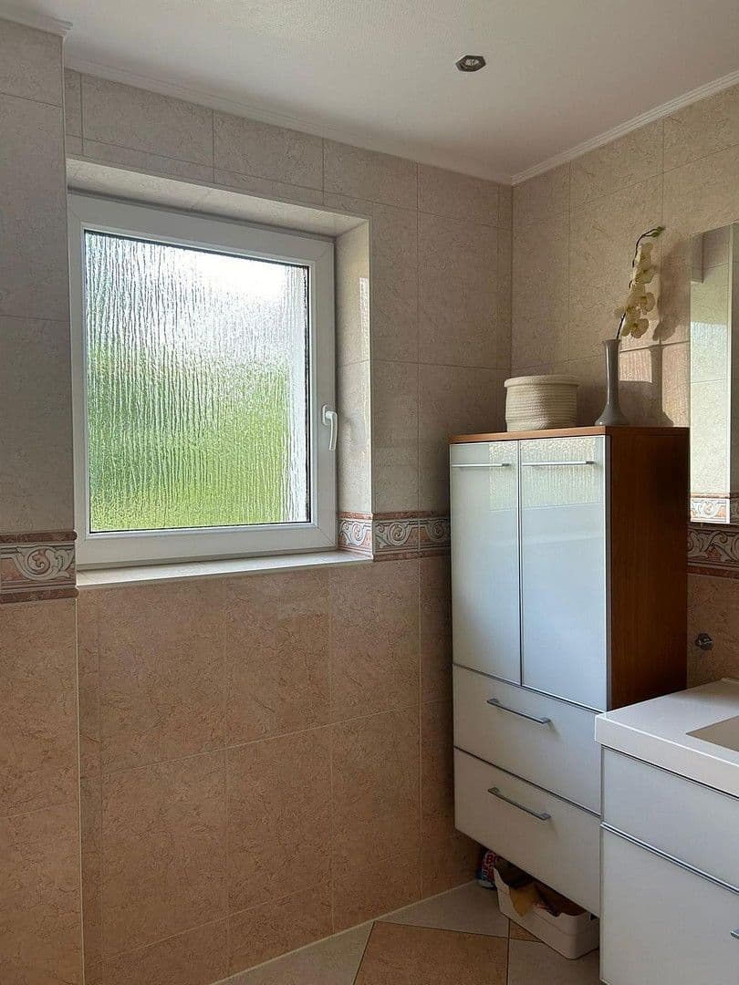 Pronájem bytu 4+1 109 m², Stuttgart, Bádensko-Württembersko Pronájem bytu 4+1 109 m², Stuttgart, Bádensko-Württembersko