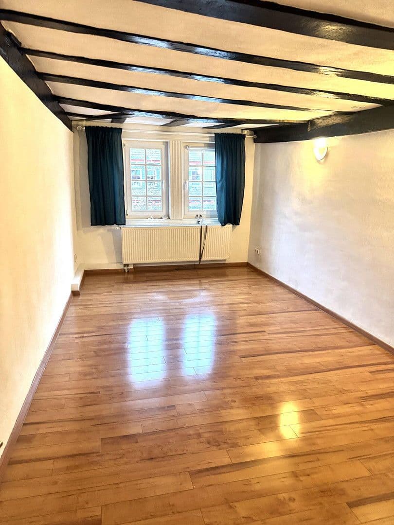 Pronájem domu 154 m², pozemek 23 m², Kornmarkt 8, Herborn, Hessen Pronájem domu 154 m², pozemek 23 m², Kornmarkt 8, Herborn, Hessen