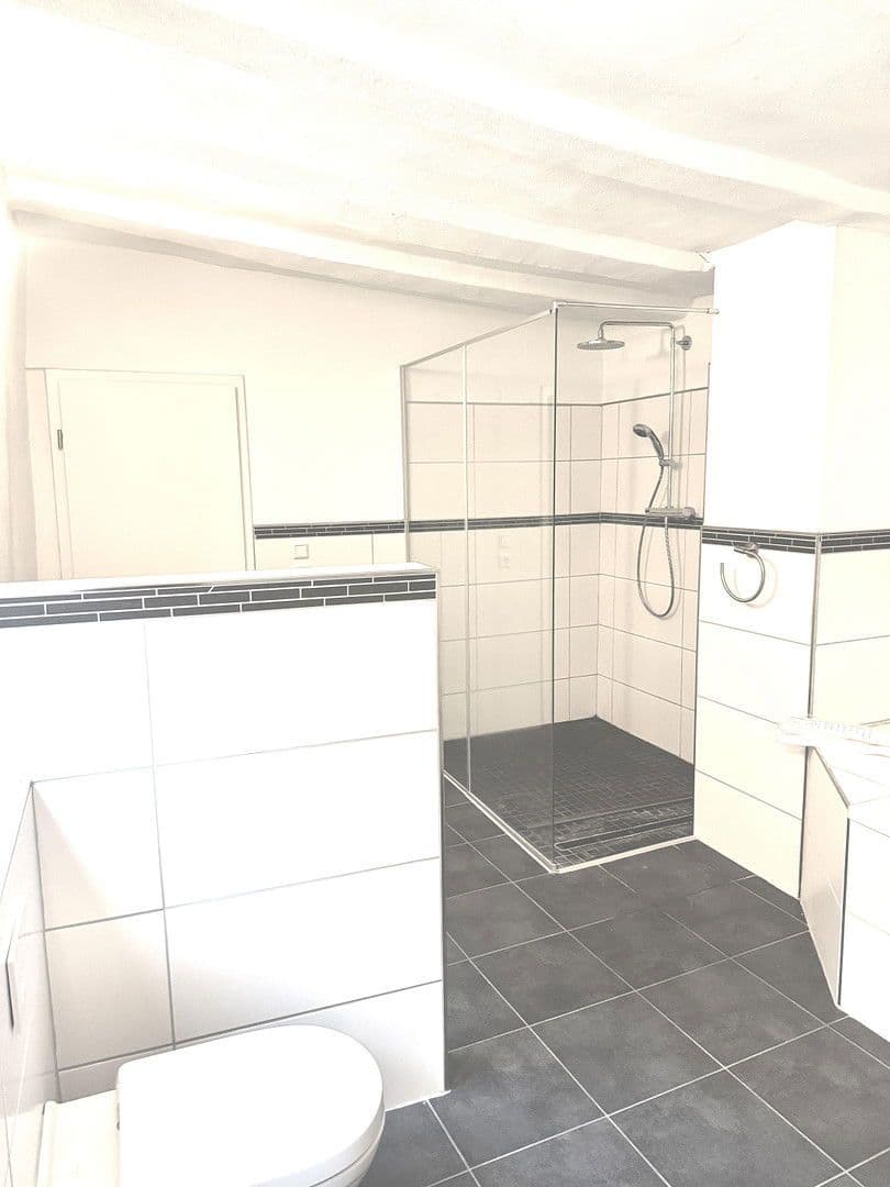 Pronájem domu 154 m², pozemek 23 m², Kornmarkt 8, Herborn, Hessen Pronájem domu 154 m², pozemek 23 m², Kornmarkt 8, Herborn, Hessen