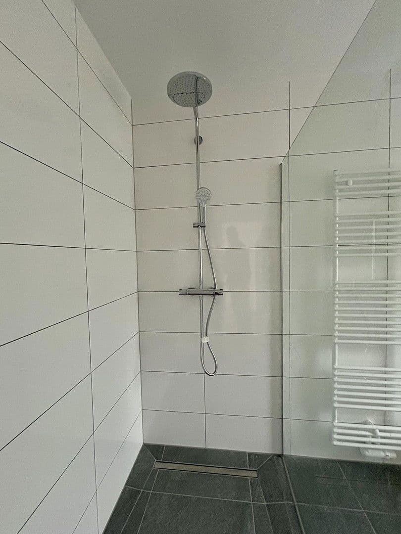 Pronájem bytu 4+1 150 m², Michaelstraße 64, Vettelschoß, Porýní-Falc Pronájem bytu 4+1 150 m², Michaelstraße 64, Vettelschoß, Porýní-Falc