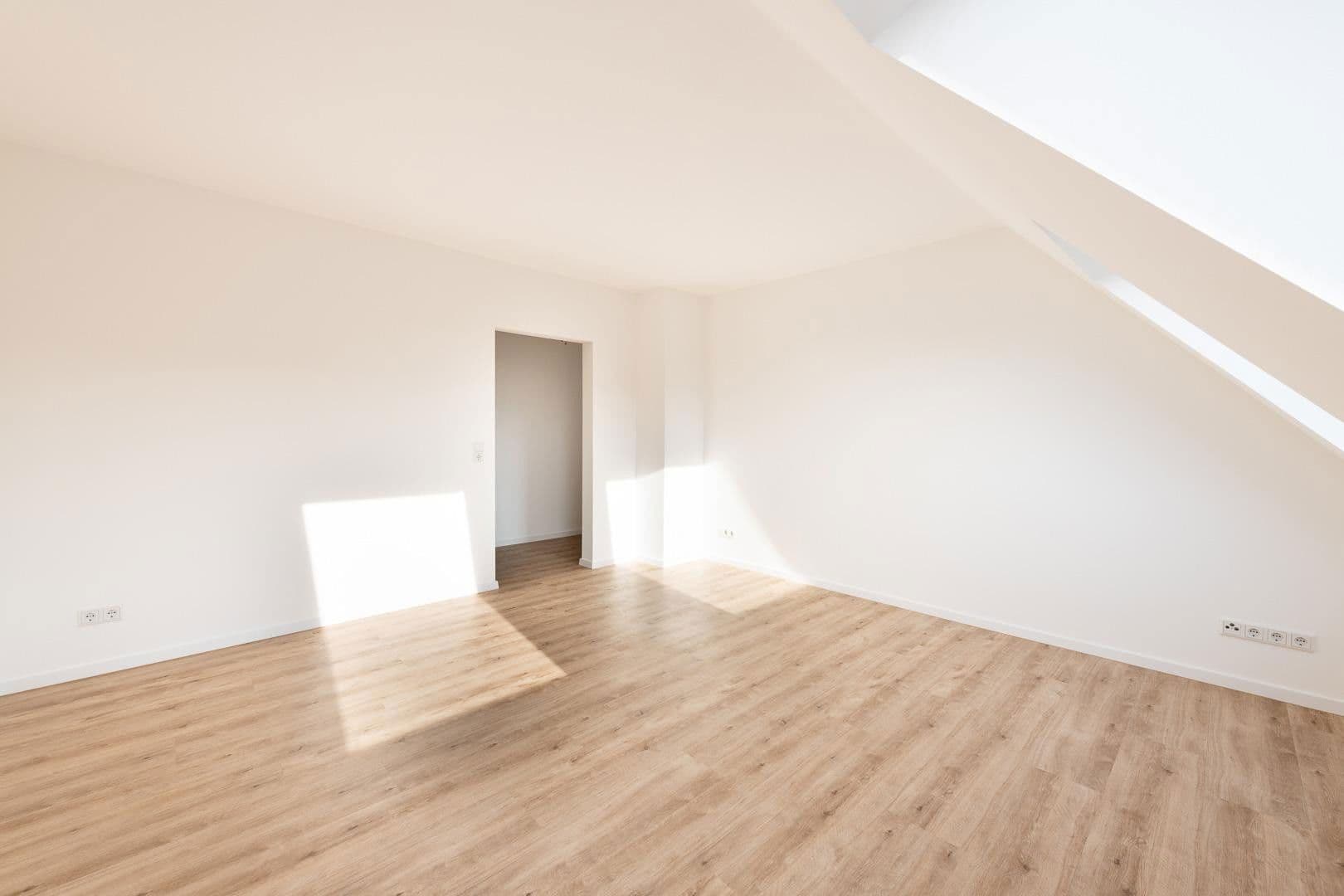 Pronájem bytu 2+kk 62 m², Heiligenhaus, Severní Porýní-Vestfálsko Pronájem bytu 2+kk 62 m², Heiligenhaus, Severní Porýní-Vestfálsko