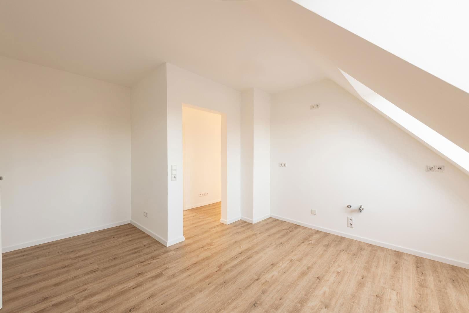 Pronájem bytu 2+kk 62 m², Heiligenhaus, Severní Porýní-Vestfálsko Pronájem bytu 2+kk 62 m², Heiligenhaus, Severní Porýní-Vestfálsko