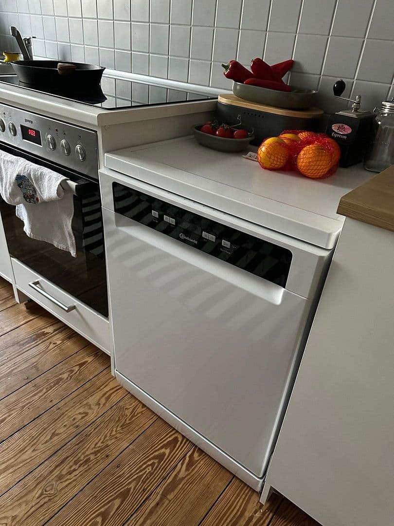 Pronájem bytu 2+kk 60 m², Untere Hainstr. 18, Oberursel (Taunus), Hessen Pronájem bytu 2+kk 60 m², Untere Hainstr. 18, Oberursel (Taunus), Hessen