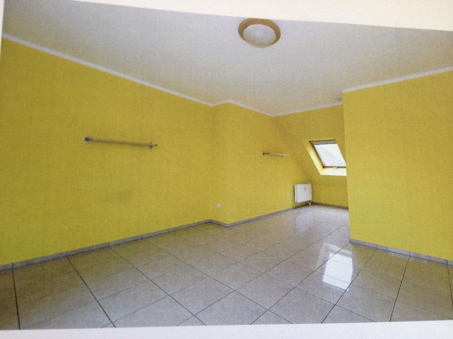 Prodej bytu 1+1 37 m², Hoxbachstr.96, Düsseldorf, Severní Porýní-Vestfálsko Prodej bytu 1+1 37 m², Hoxbachstr.96, Düsseldorf, Severní Porýní-Vestfálsko