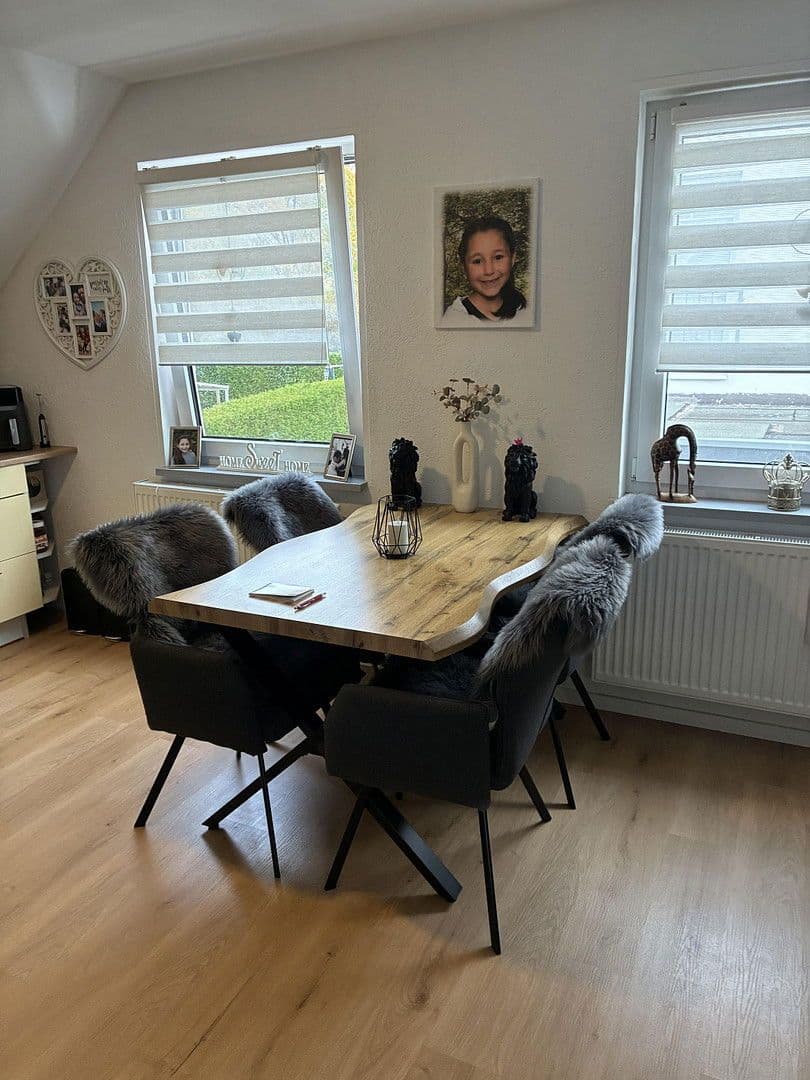 Pronájem bytu 2+kk 54 m², Am Föhrling 45, Menden (Sauerland), Severní Porýní-Vestfálsko Pronájem bytu 2+kk 54 m², Am Föhrling 45, Menden (Sauerland), Severní Porýní-Vestfálsko