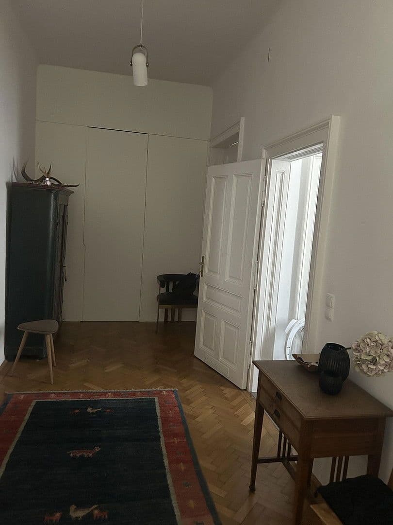 Prodej bytu 3+1 88 m², Schönbrunner Straße, Wien, Wien Prodej bytu 3+1 88 m², Schönbrunner Straße, Wien, Wien