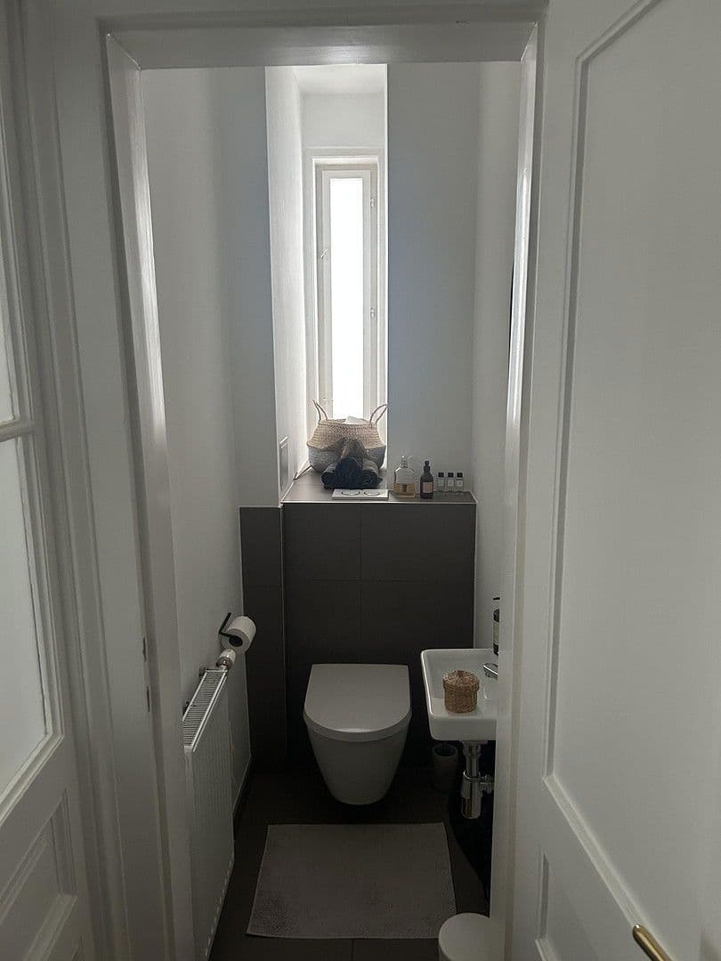 Prodej bytu 3+1 88 m², Schönbrunner Straße, Wien, Wien Prodej bytu 3+1 88 m², Schönbrunner Straße, Wien, Wien