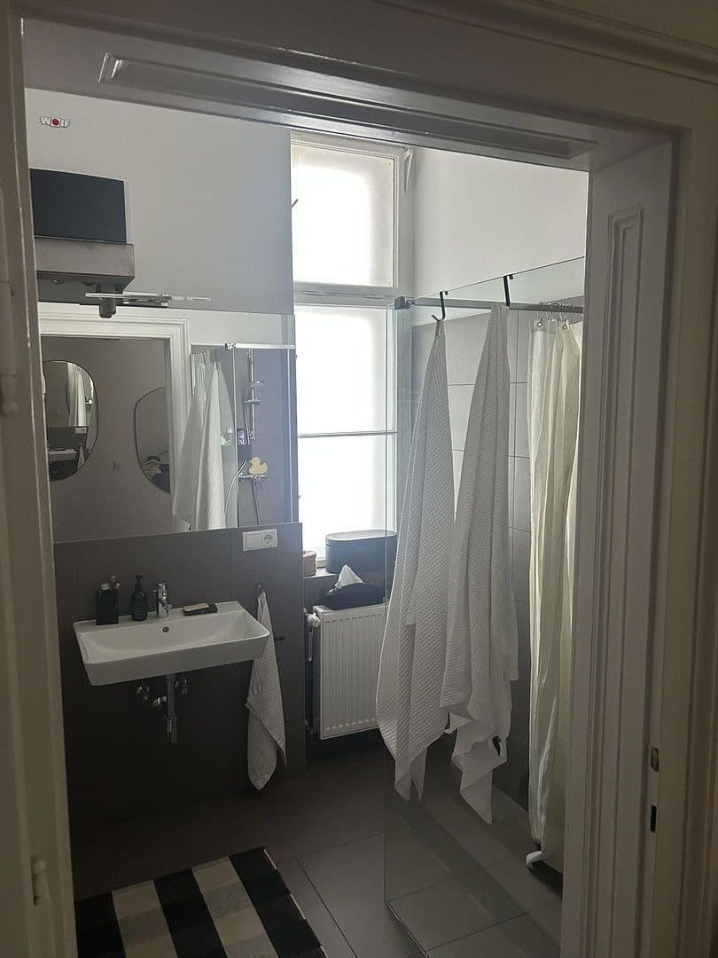 Prodej bytu 3+1 88 m², Schönbrunner Straße, Wien, Wien Prodej bytu 3+1 88 m², Schönbrunner Straße, Wien, Wien