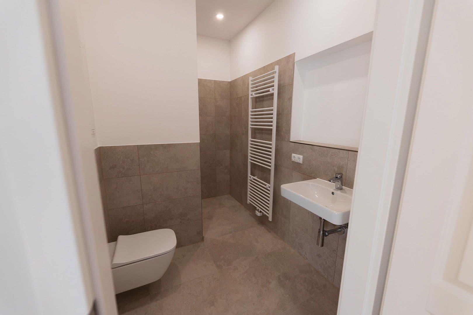 Pronájem bytu 2+1 51 m², Budenbergstraße 9, Magdeburg, Sasko-Anhaltsko Pronájem bytu 2+1 51 m², Budenbergstraße 9, Magdeburg, Sasko-Anhaltsko