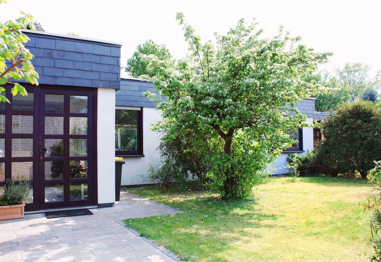 Prodej domu 339 m², pozemek 536 m², Köln, Severní Porýní-Vestfálsko Prodej domu 339 m², pozemek 536 m², Köln, Severní Porýní-Vestfálsko