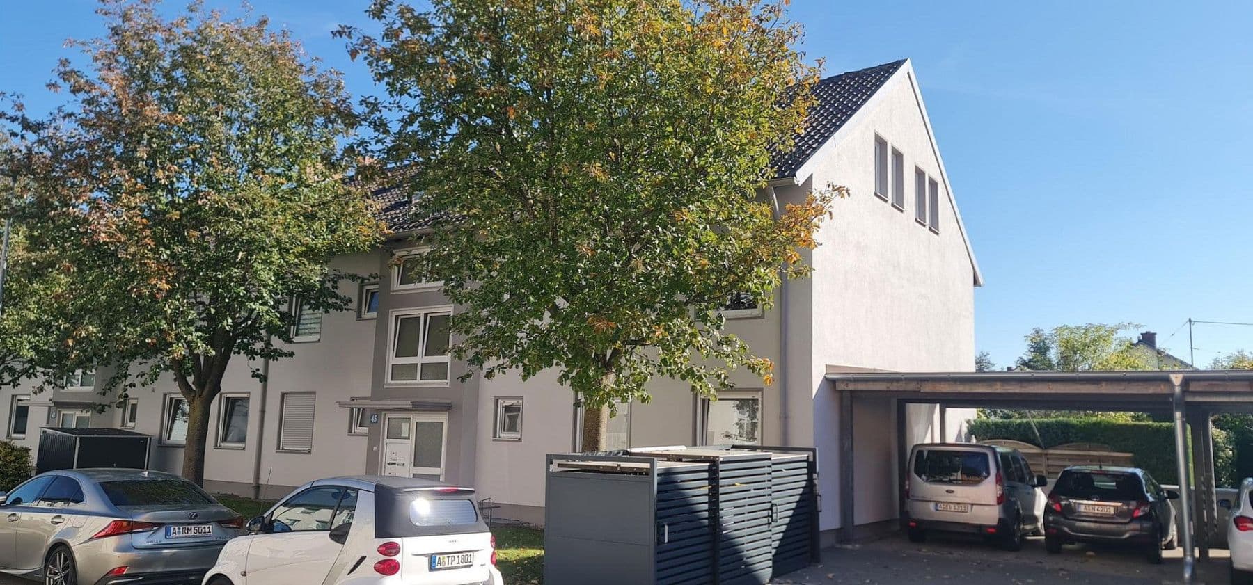 Pronájem bytu 3+1 72 m², Frankenstraße 45, Königsbrunn, Bavorsko Pronájem bytu 3+1 72 m², Frankenstraße 45, Königsbrunn, Bavorsko