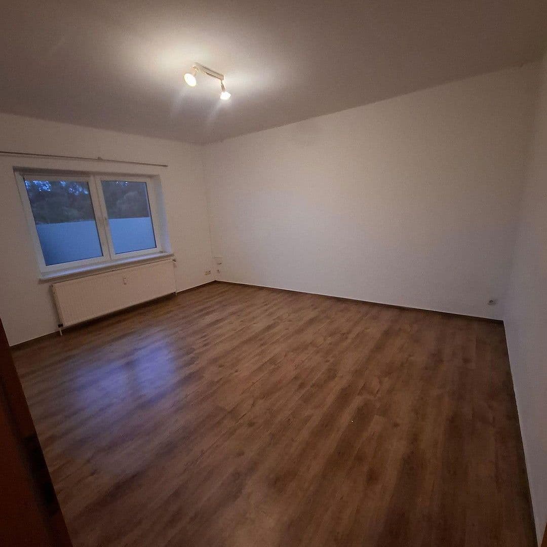 Pronájem bytu 2+1 46 m², Schweriner Str. 12, Dragun, Mecklenburg-Vorpommern Pronájem bytu 2+1 46 m², Schweriner Str. 12, Dragun, Mecklenburg-Vorpommern