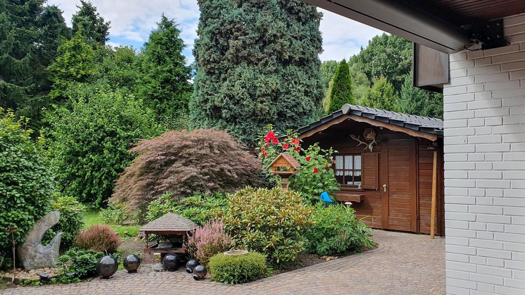 Prodej domu 273 m², pozemek 1.278 m², Oberhausen, Severní Porýní-Vestfálsko Prodej domu 273 m², pozemek 1.278 m², Oberhausen, Severní Porýní-Vestfálsko