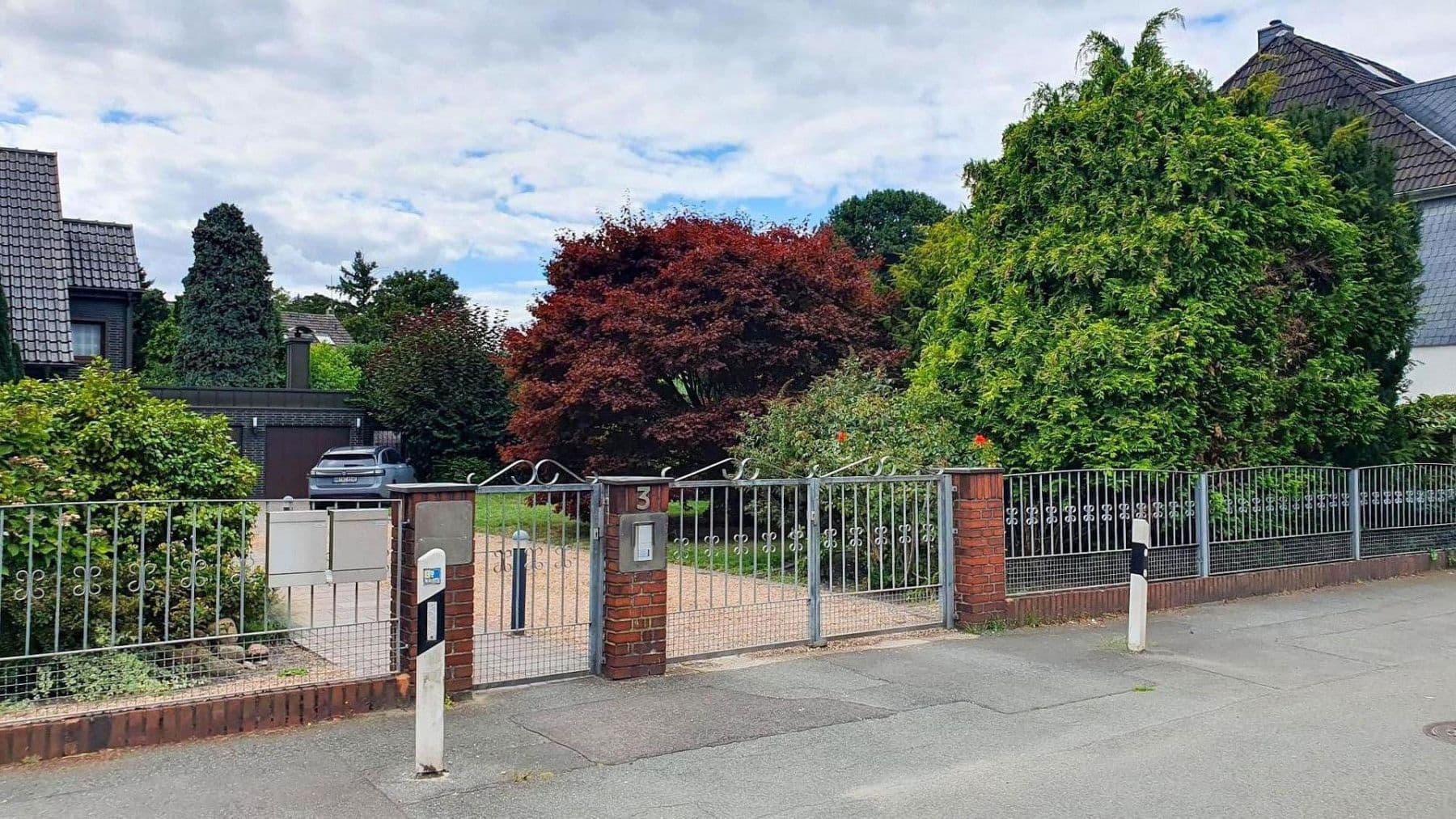 Prodej domu 273 m², pozemek 1.278 m², Oberhausen, Severní Porýní-Vestfálsko Prodej domu 273 m², pozemek 1.278 m², Oberhausen, Severní Porýní-Vestfálsko