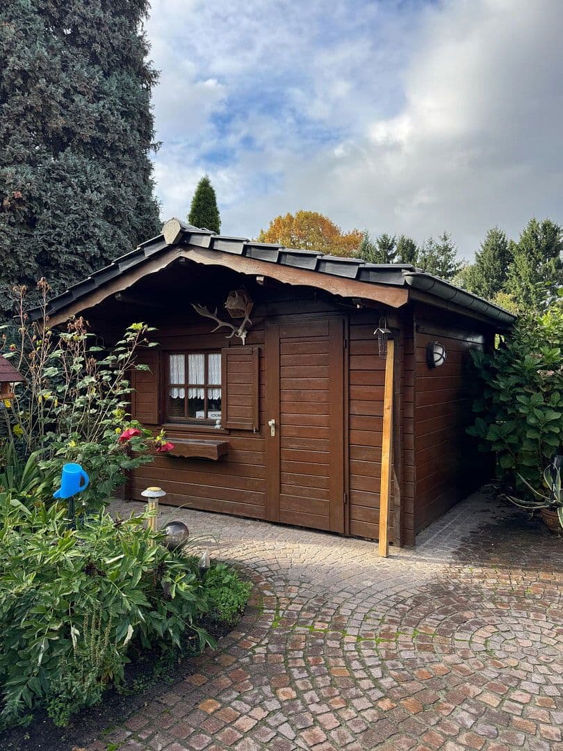 Prodej domu 273 m², pozemek 1.278 m², Oberhausen, Severní Porýní-Vestfálsko Prodej domu 273 m², pozemek 1.278 m², Oberhausen, Severní Porýní-Vestfálsko