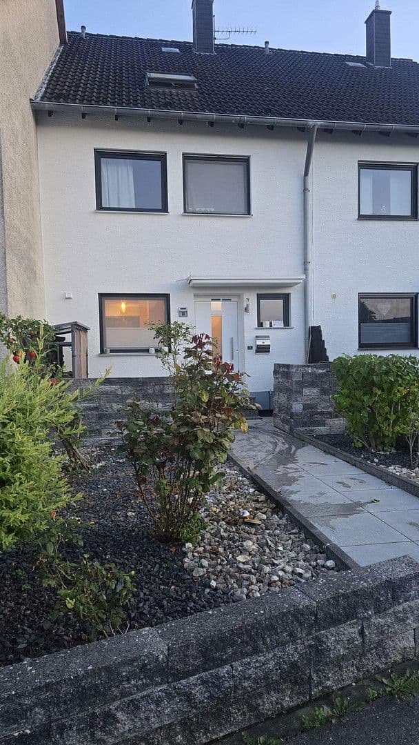 Prodej domu 147 m², pozemek 261 m², Swisttal, Severní Porýní-Vestfálsko Prodej domu 147 m², pozemek 261 m², Swisttal, Severní Porýní-Vestfálsko