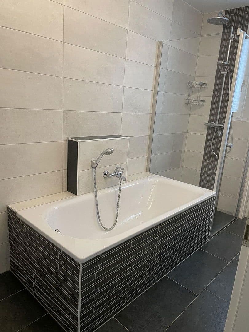 Prodej bytu 3+1 90 m², Schopfheim, Bádensko-Württembersko Prodej bytu 3+1 90 m², Schopfheim, Bádensko-Württembersko